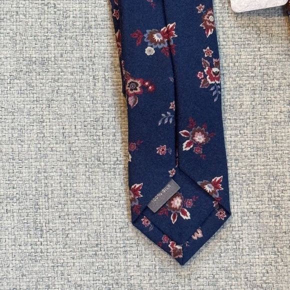 Daniel Cremieux Signature Necktie - Picture 3 of 3